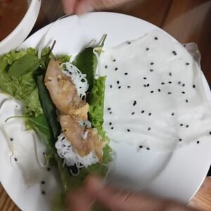 bánh tráng gỏi cuốn mè ngon 9